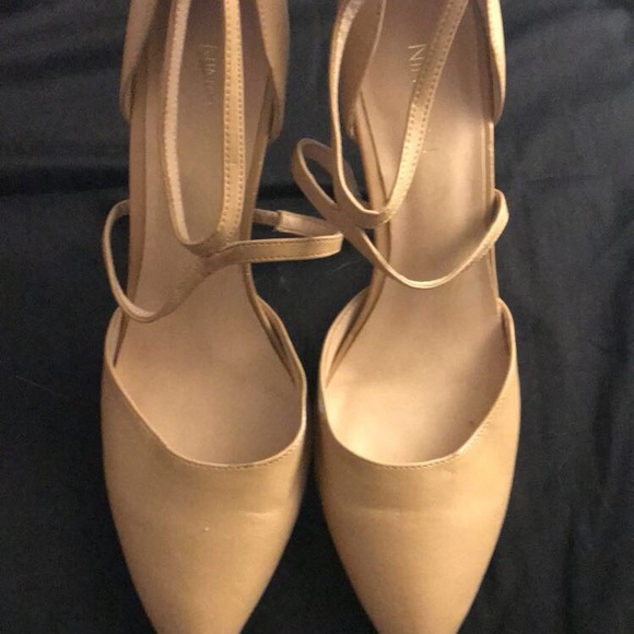 Nude Nine West heels - Picture 1 of 3